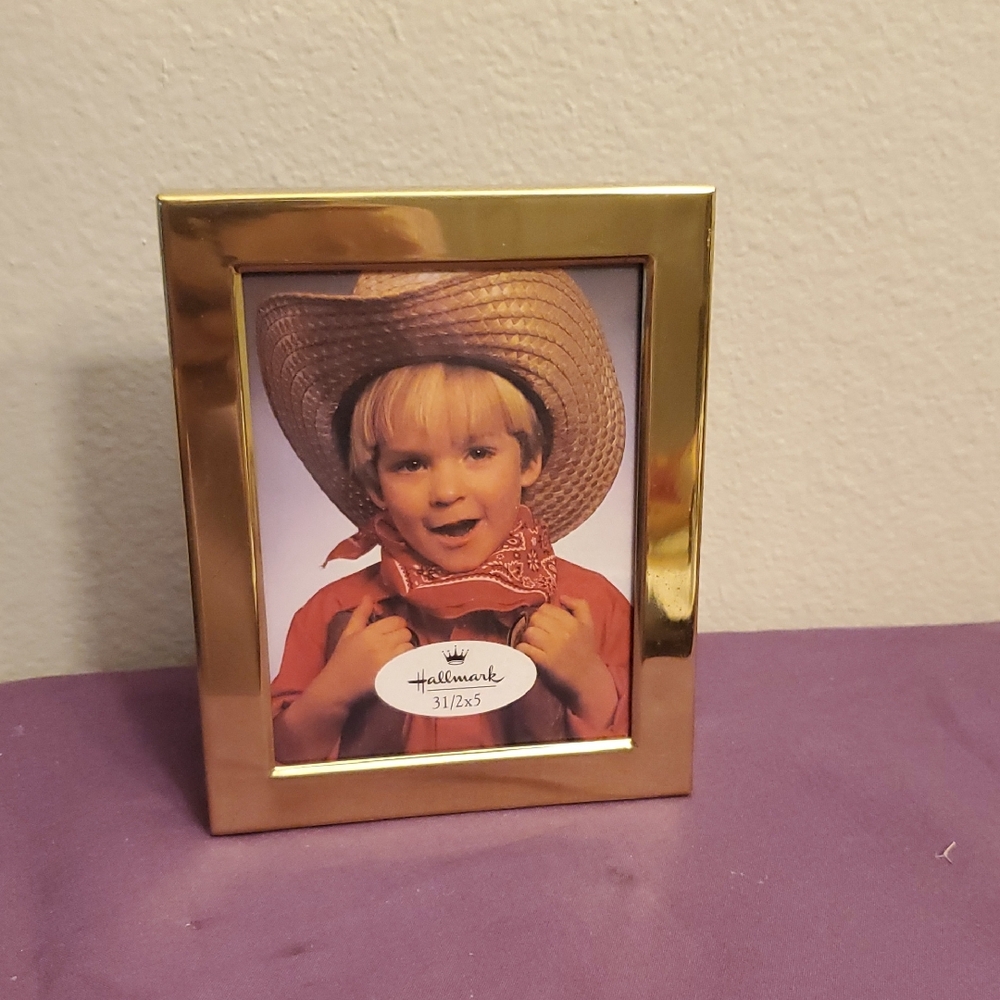 Hallmark Shiny Gold Frame